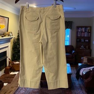Talbots Petite size 8 Stretch capri pants. Khaki /tan color